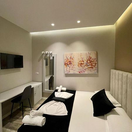 Premium City Studio & Suite Tirana Bagian luar foto